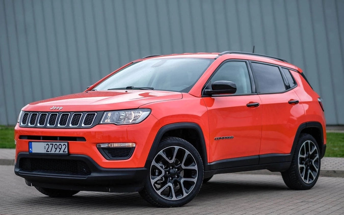 Jeep Compass cena 67900 przebieg: 109508, rok produkcji 2017 z Białystok małe 326